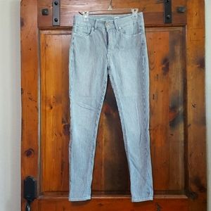 Seven7 Tummyless Skinny Jeans, size 6